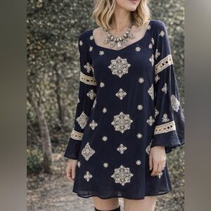 Lord & Taylor Navy Dress with Cream Detailing bell sleeves